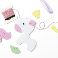 folia Mini Filz-Nähset "Filzinies", 12-teilig, Dackel